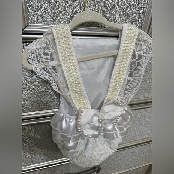 Beautiful - Picture 2 of 3